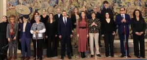 Foto de familia SM La Reina y FASOCIDE